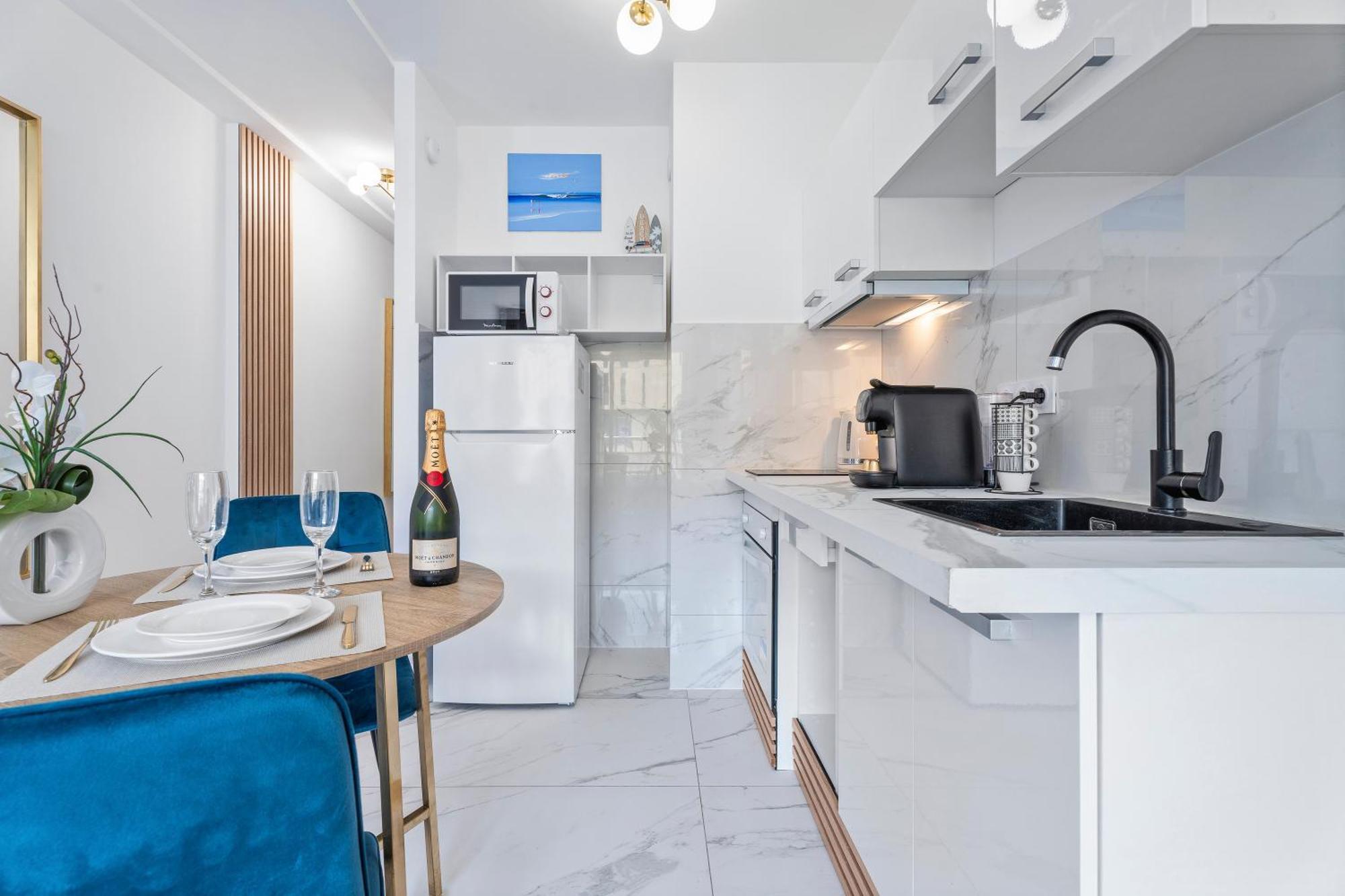 Elegant Studio Avec Terrasse Proche Mer Tramway Nice Exterior photo