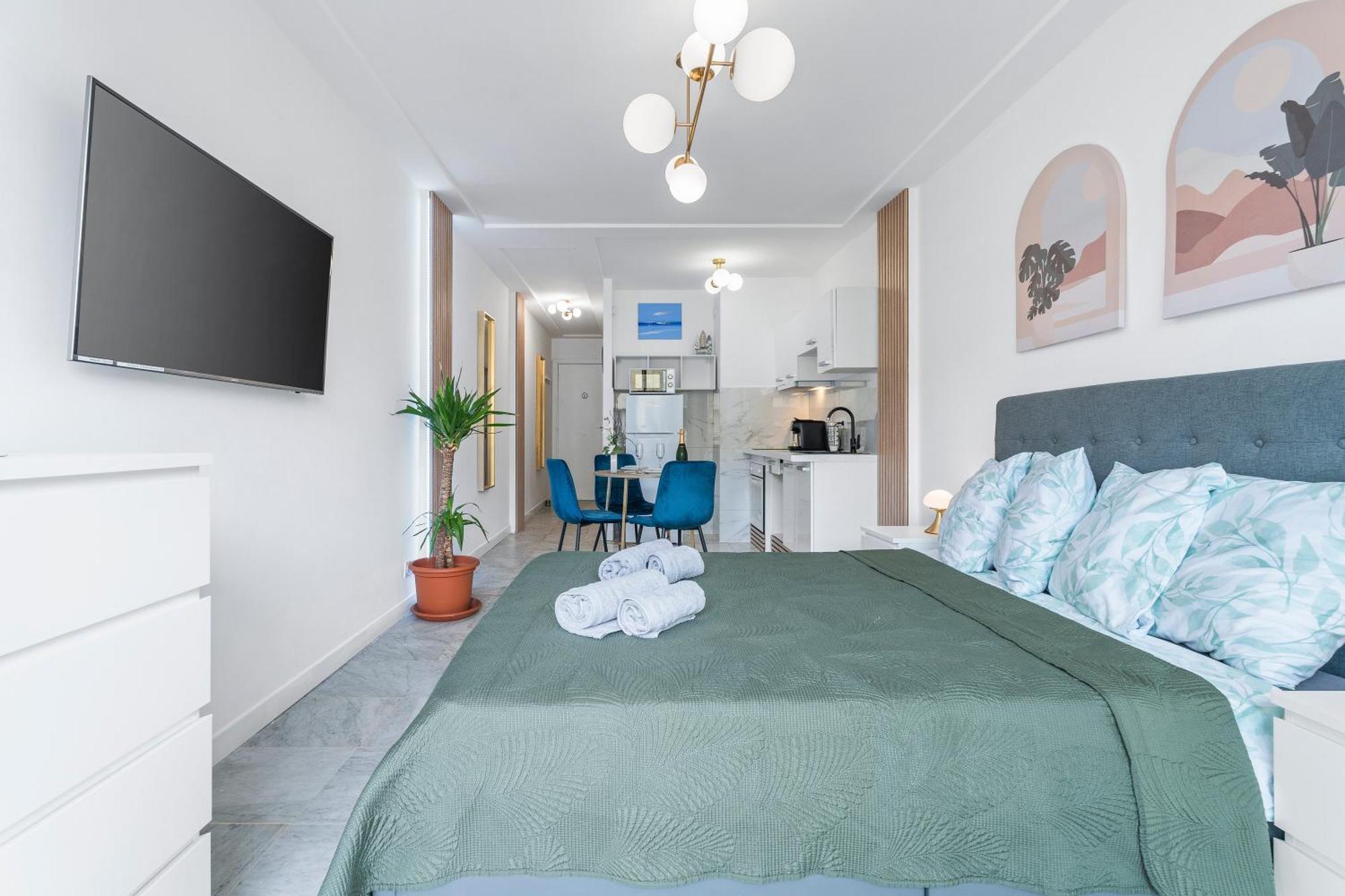 Elegant Studio Avec Terrasse Proche Mer Tramway Nice Exterior photo